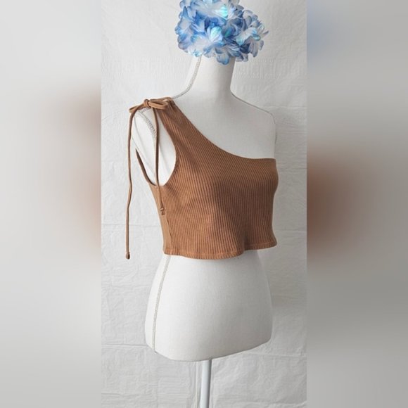 AMERICAN EAGLE ASYMMETRIC CROP TOP - Picture 2 of 8